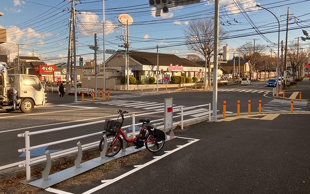 I-021.岡津町交差点北付近