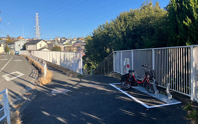 A-026.鶴ヶ峰中学校前